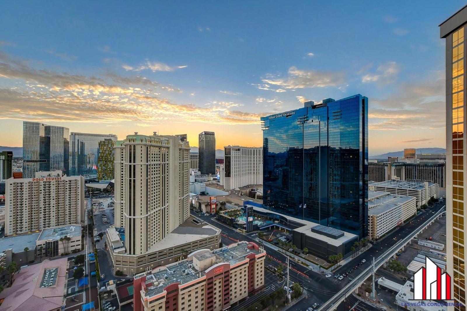 Mgm Signature-30-705 F1 Track & Strip View Balcony Las Vegas Exterior photo